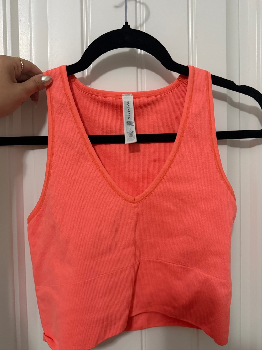 Athleta Coral Ribbed V-Neck Cropped Tank